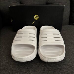 Cold Haan Zero Grand Slides Sandals, Size 8 M